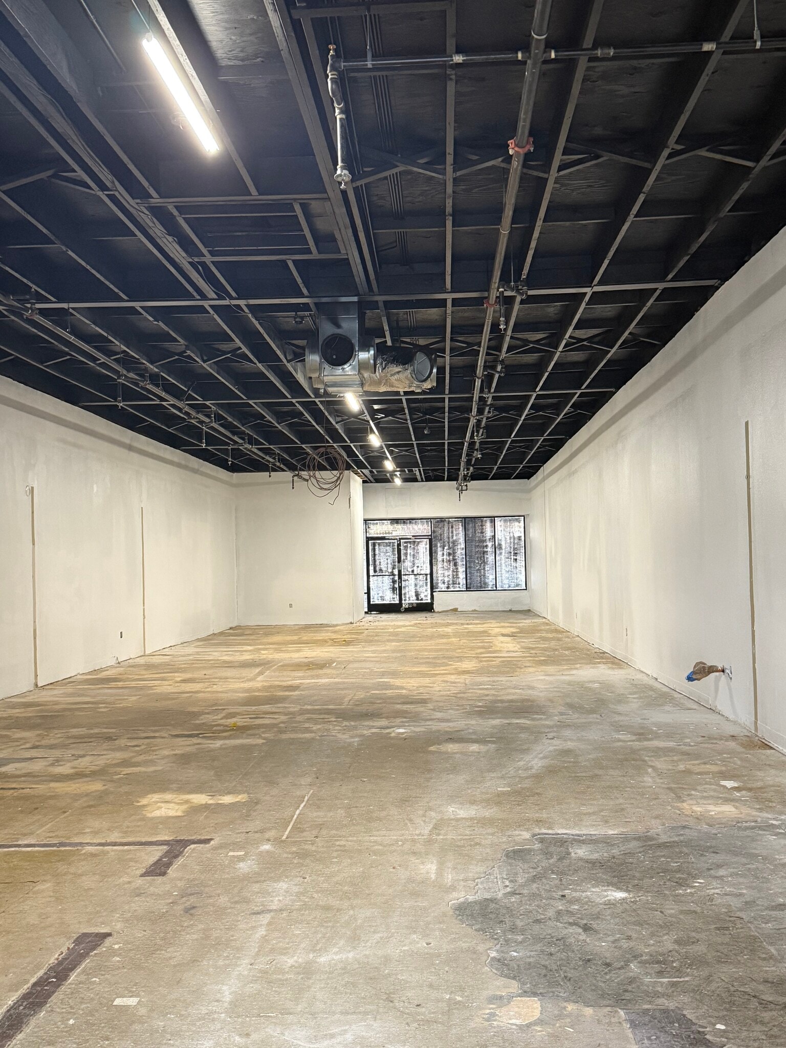 241 3rd Ave, Chula Vista, CA for lease Primary Photo- Image 1 of 2