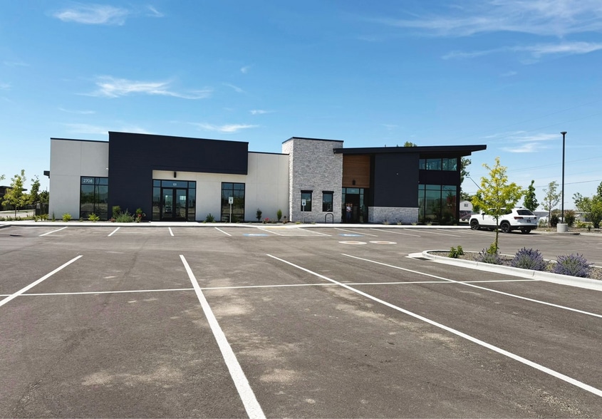 2708 W Peak Cloud Ln, Meridian, ID for lease - Building Photo - Image 1 of 6