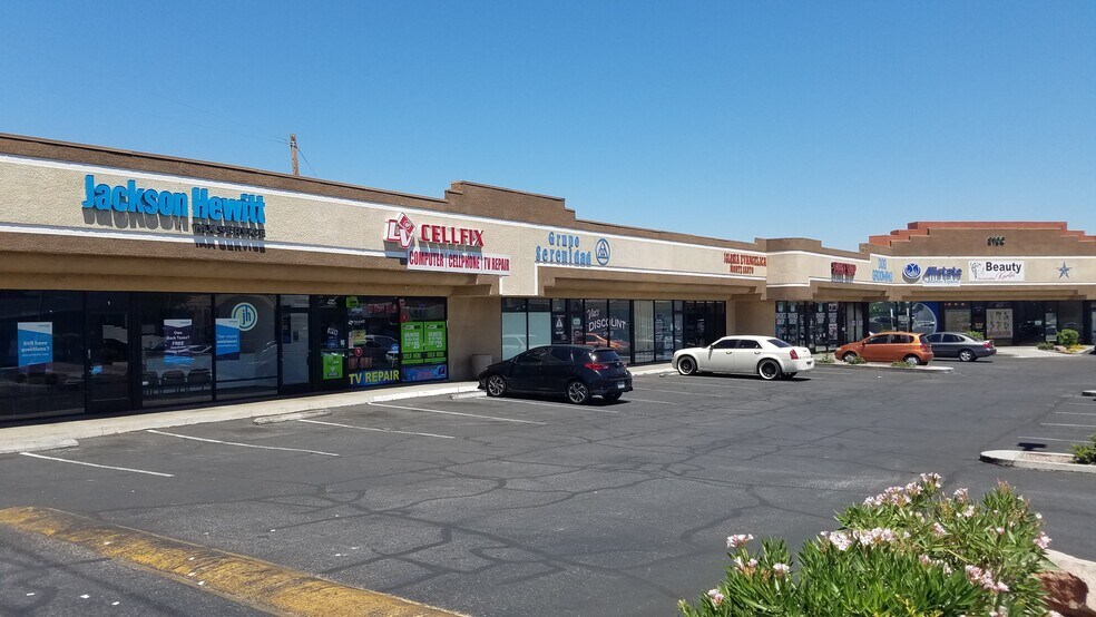3160 E Desert Inn Rd, Las Vegas, NV à louer - Photo du bâtiment - Image 3 de 6