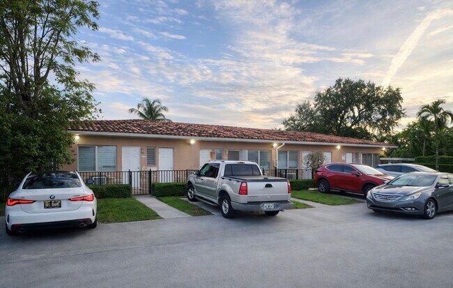 Plus de détails pour 3080 1 St, Miami, FL - Multi-résidentiel à vendre