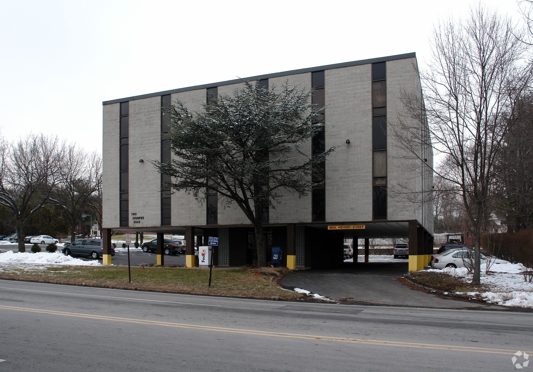 2 Shunpike Rd, Madison, NJ à louer Photo du bâtiment- Image 1 de 34
