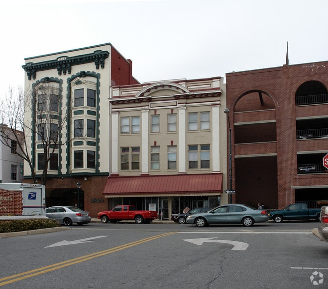 11-13 N Potomac St, Hagerstown, MD à louer - Photo du bâtiment - Image 2 de 2