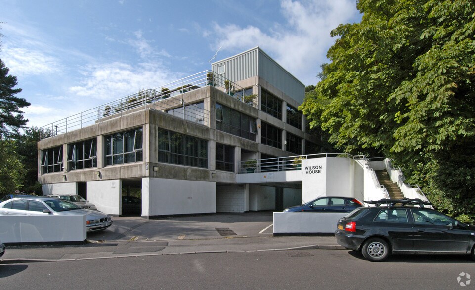 2 Lorne Park Rd, Bournemouth à louer - Photo du bâtiment - Image 2 de 19