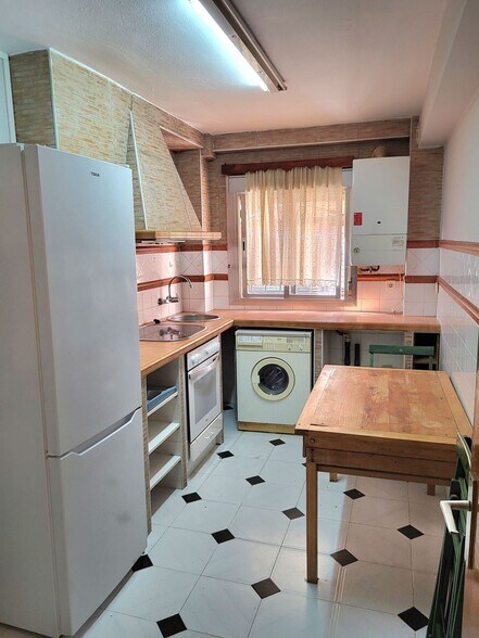 Immeuble residentiel dans Madrid, Madrid à vendre - Photo intérieure - Image 3 de 6