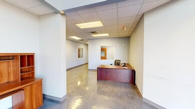 1307 N Loop 250 W, Midland, TX à louer Numérisation 3D de Matterport- Image 1 de 10