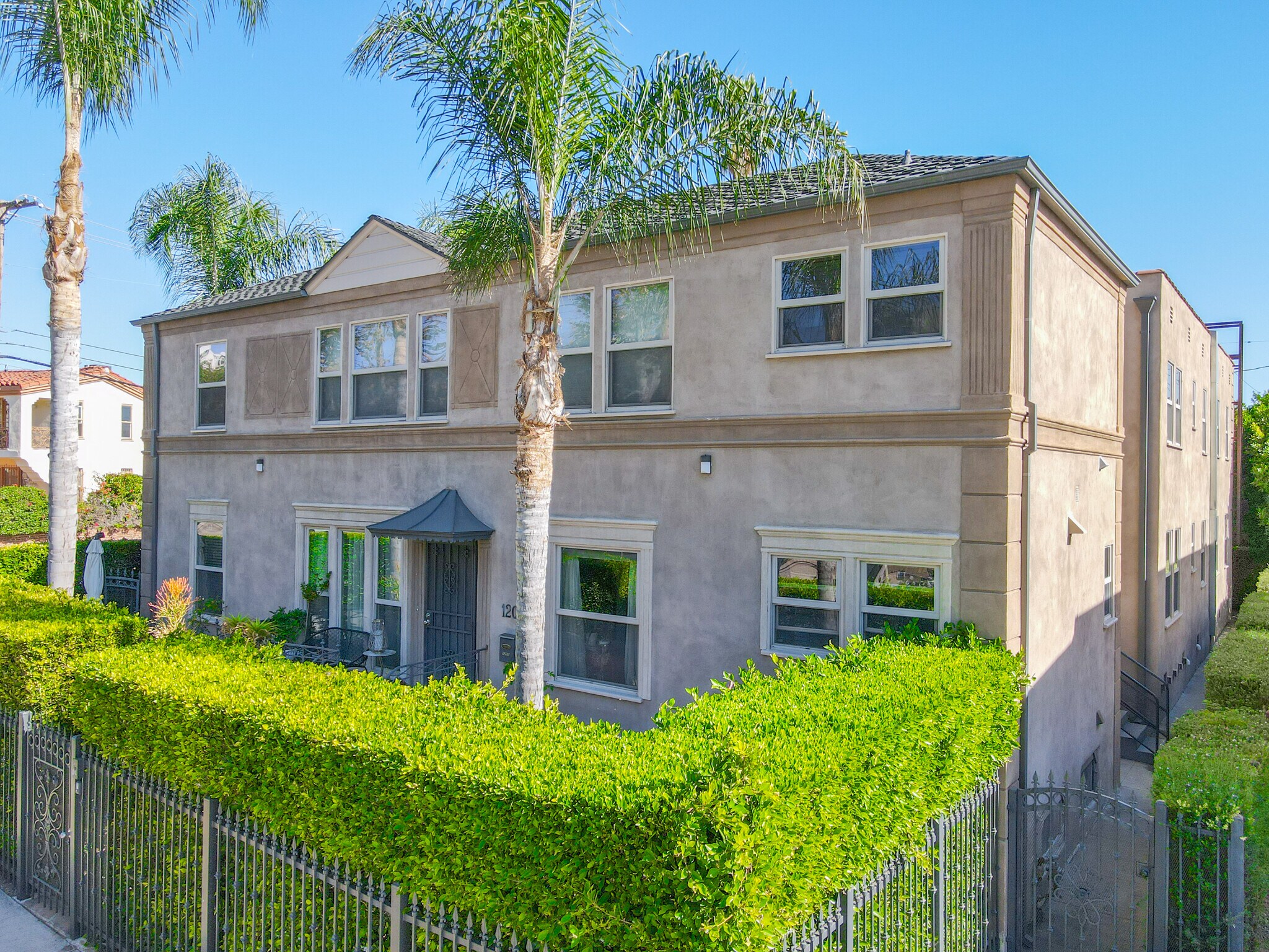 1202 S Cochran Ave, Los Angeles, CA à vendre Photo principale- Image 1 de 23