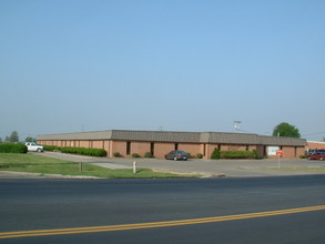 911 Highway 84, Caruthersville, MO for lease Building Photo- Image 2 of 2