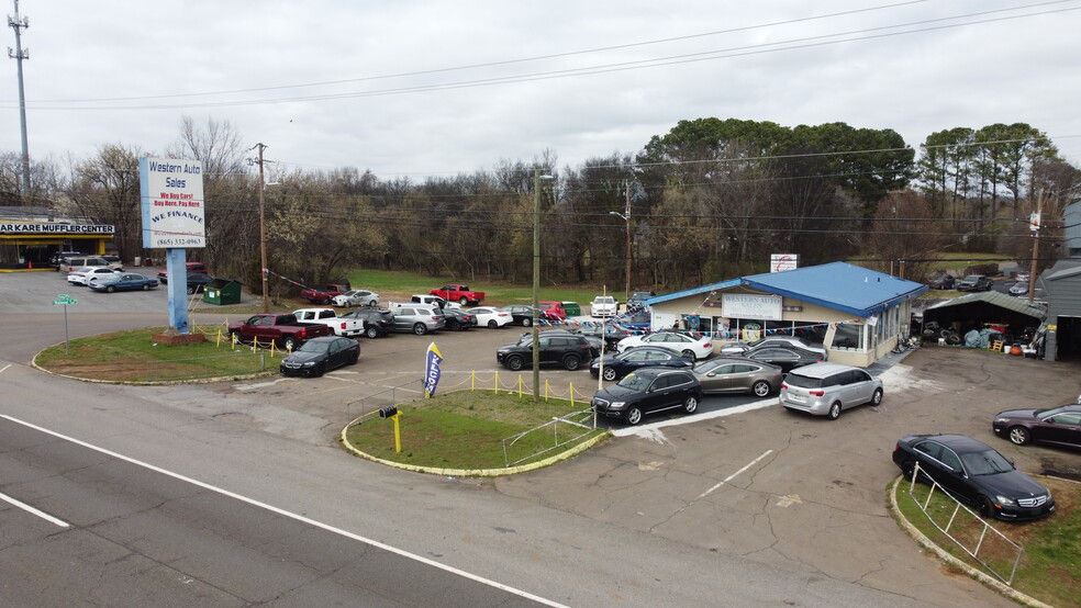 5514 Clinton Hwy, Knoxville, TN for sale - Building Photo - Image 1 of 28