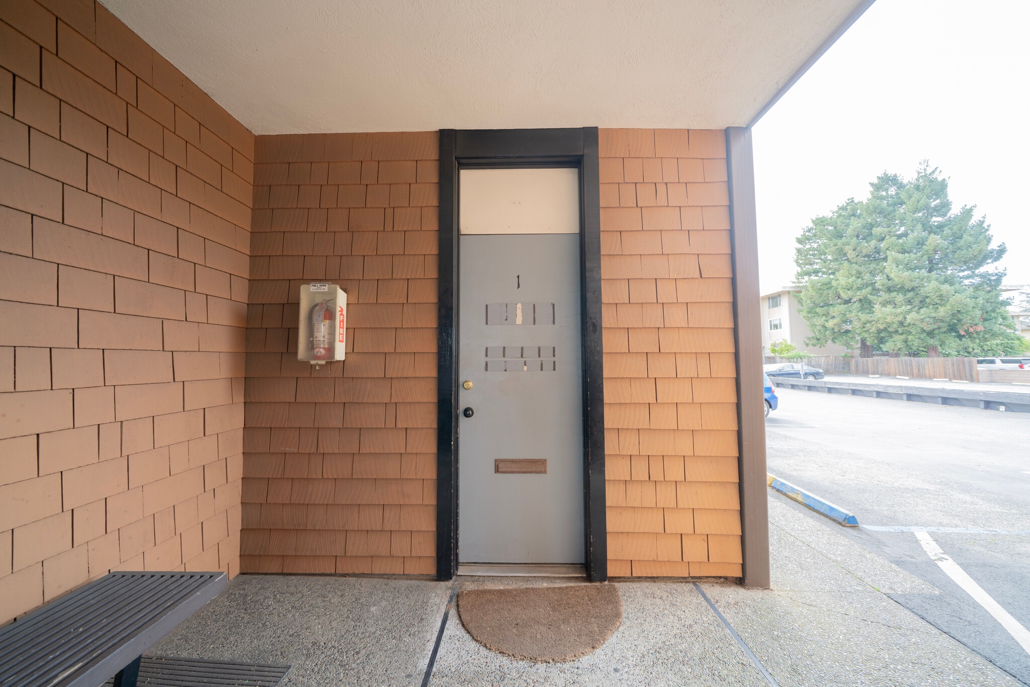 215 N San Mateo Dr, San Mateo, CA for lease Interior Photo- Image 1 of 34