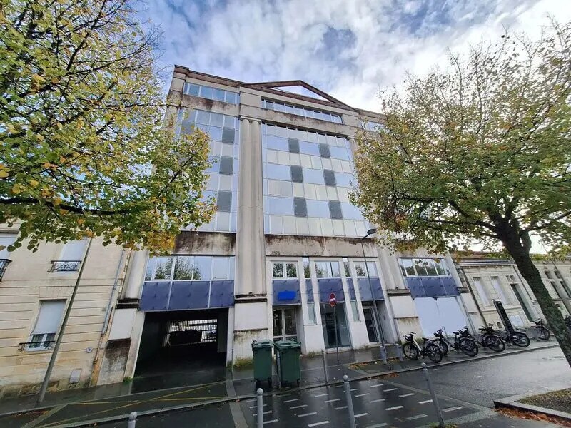 202 Rue D'Ornano, Bordeaux à louer Photo du bâtiment- Image 1 de 8