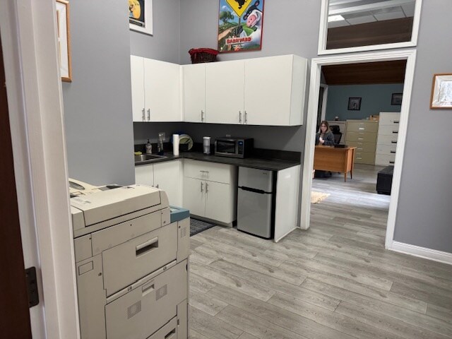 20265 Ventura Blvd, Woodland Hills, CA à louer - Photo du bâtiment - Image 3 de 14