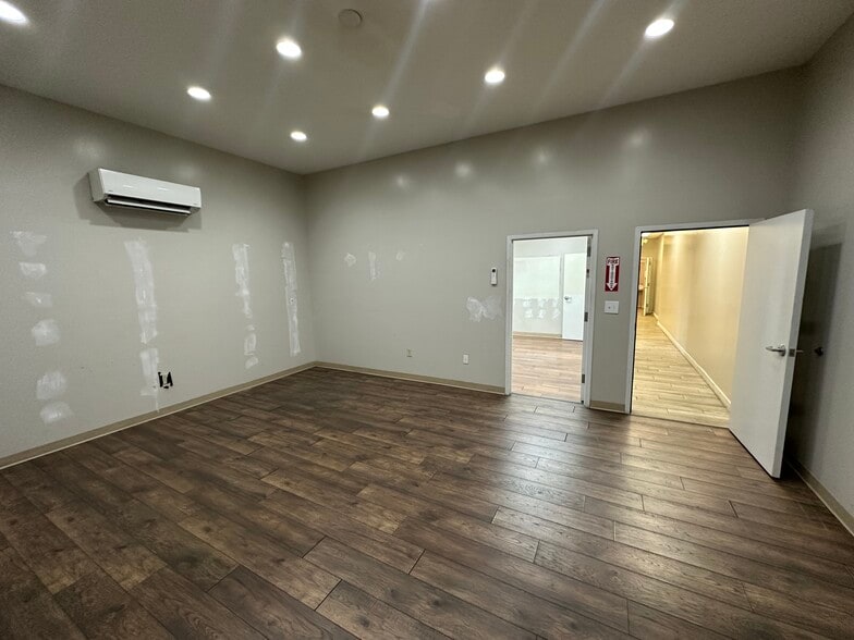 4301 Dorchester Rd, North Charleston, SC for lease - Building Photo - Image 2 of 10