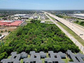 1200 W. Pioneer Parkway - Motel