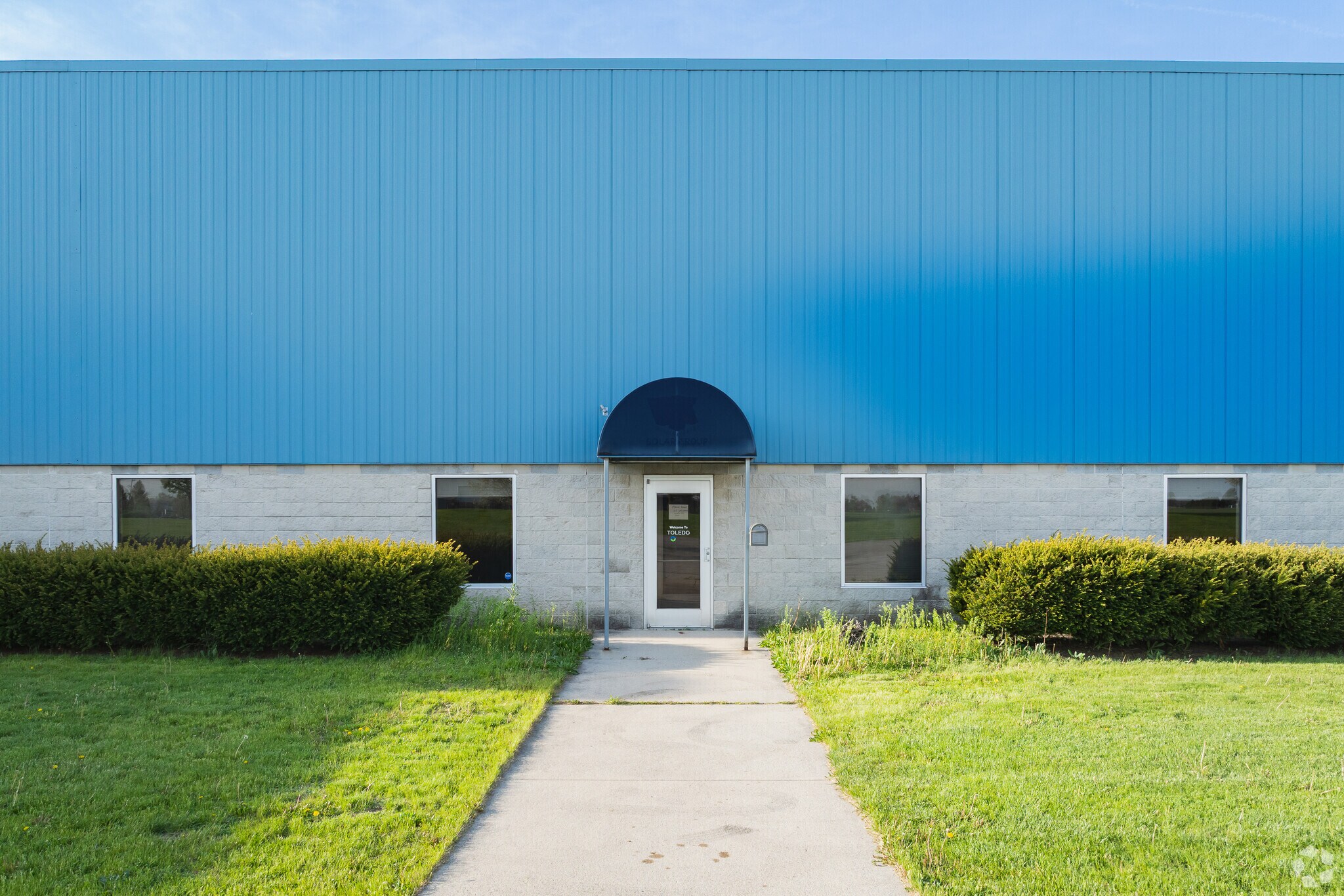 1775 Progress Dr, Perrysburg, OH for lease Building Photo- Image 1 of 19