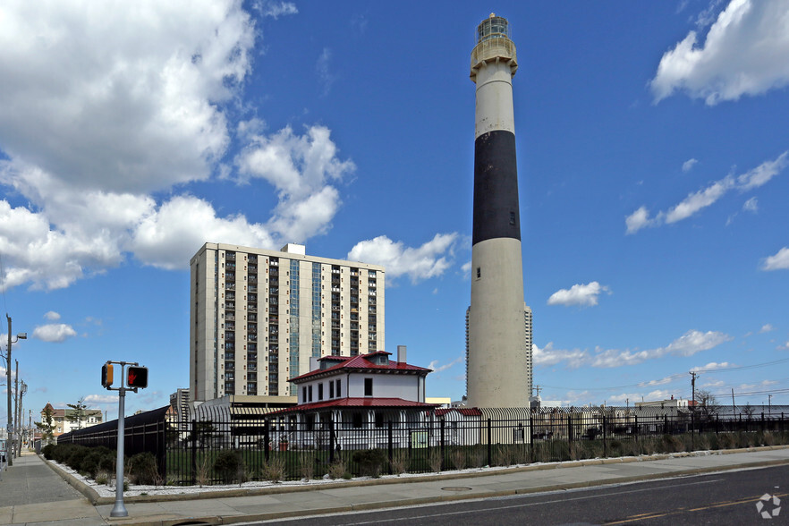 300 Atlantic Ave, Atlantic City, NJ à vendre - Photo principale - Image 1 de 1