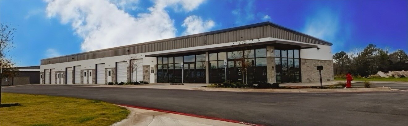 2025 S 3rd St, Mabank, TX à louer Photo du bâtiment- Image 1 de 6