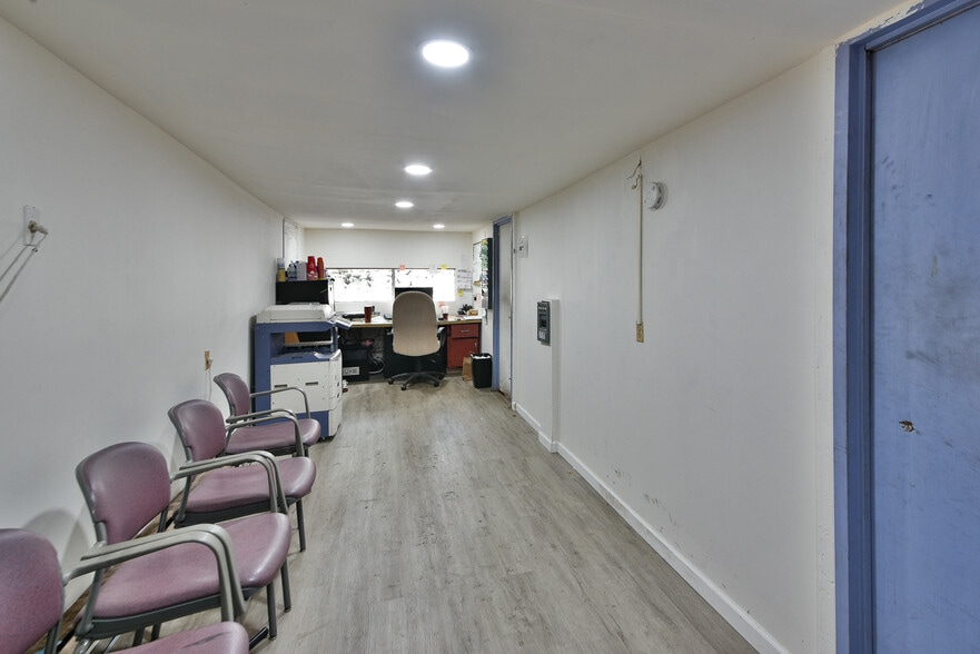 601 W Fisher St, Philadelphia, PA for sale - Building Photo - Image 3 of 28