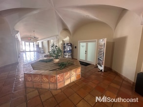 715-735 Colorado Ave, Stuart, FL for lease Interior Photo- Image 1 of 20
