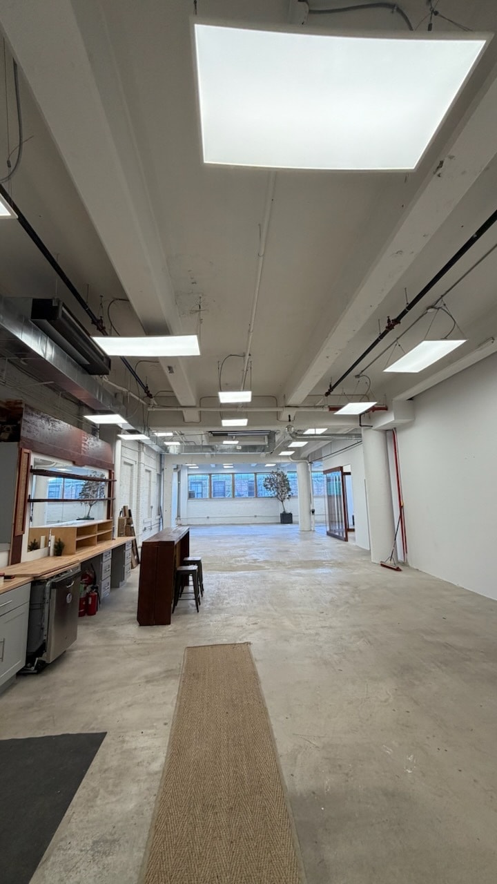 111 N 10th St, Brooklyn, NY for lease Interior Photo- Image 1 of 5