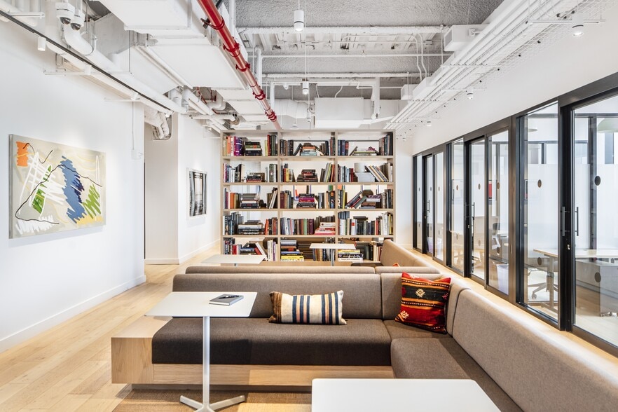 63 Flushing Ave, Brooklyn, NY for lease - Interior Photo - Image 3 of 18