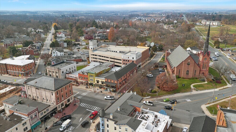 6 S 3rd St, Oxford, PA à vendre - Photo du bâtiment - Image 2 de 21