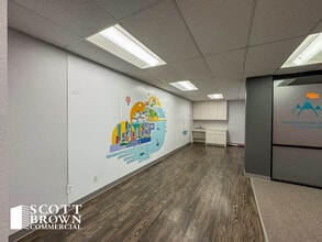 4401 N Interstate 35, Denton, TX for lease Interior Photo- Image 2 of 8