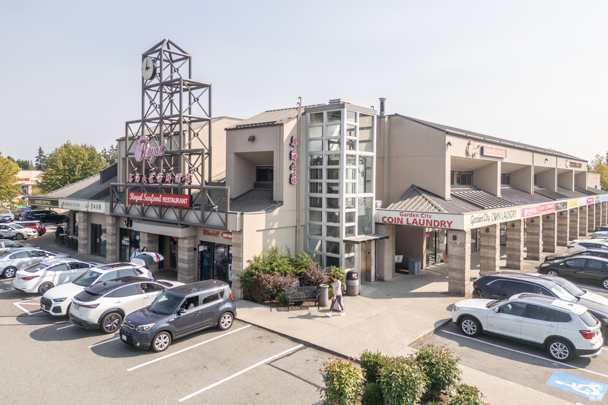 8040 Garden City Rd, Richmond, BC for sale Primary Photo- Image 1 of 1