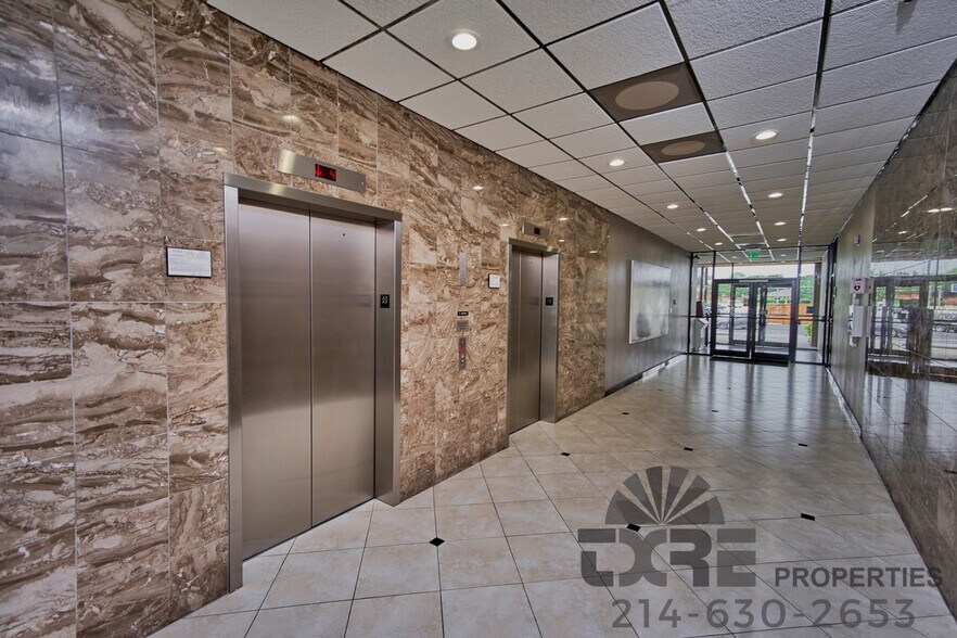 500 Grapevine Hwy, Hurst, TX à louer - Photo intérieure - Image 2 de 10