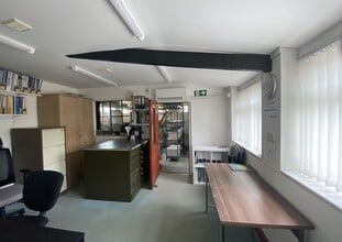 1A King Edward Rd, Bedford for lease Interior Photo- Image 1 of 2