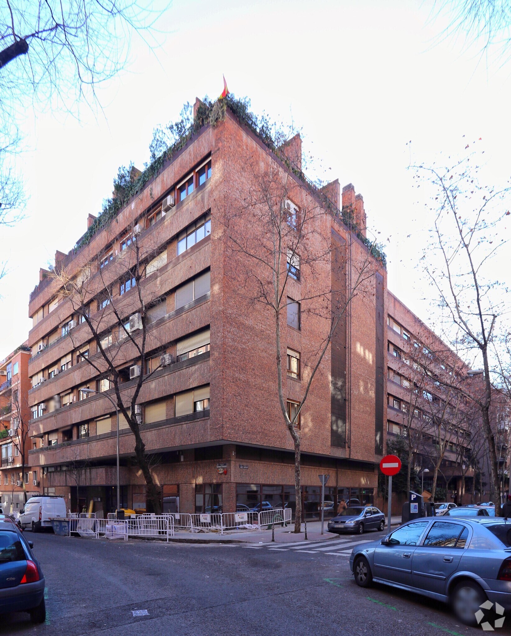 Calle Núñez Morgado, 6, Madrid, Madrid à louer Photo du bâtiment- Image 1 de 6