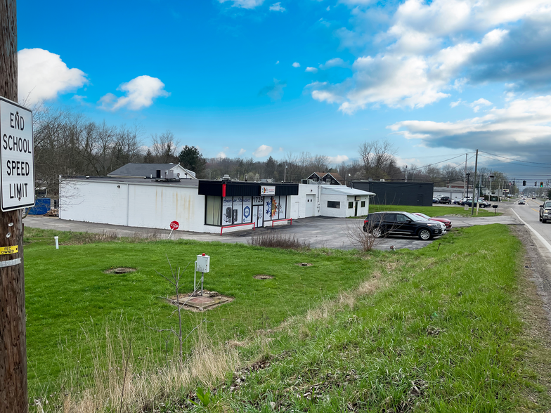 1726 Massillon Rd, Akron, OH for sale - Building Photo - Image 2 of 5