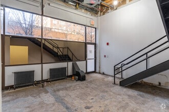 145 E 32nd St, New York, NY for lease Interior Photo- Image 1 of 4