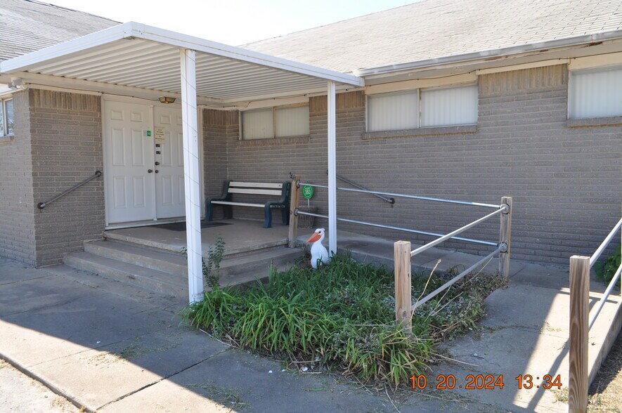 15890 E Pine St, Tulsa, OK for sale - Building Photo - Image 2 of 13