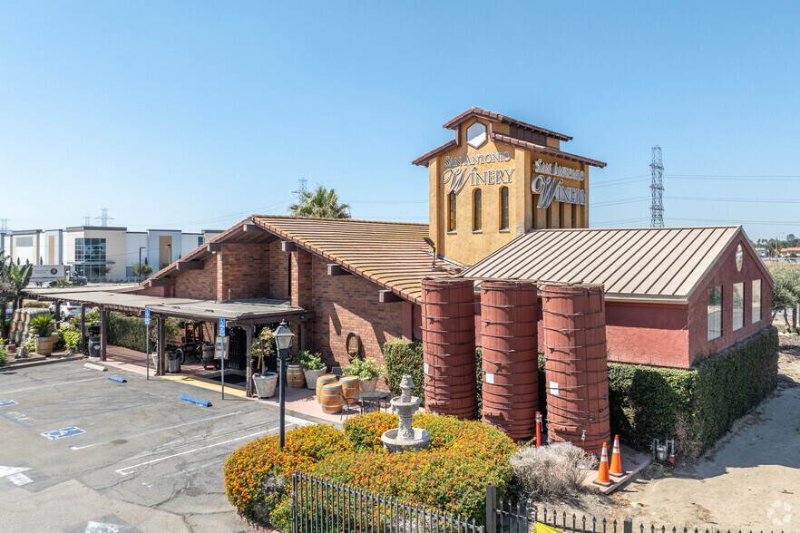 2802 S Milliken Ave, Ontario, CA à louer - Photo principale - Image 1 de 4