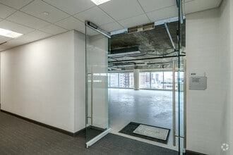 330 E Kilbourn Ave, Milwaukee, WI for lease Interior Photo- Image 2 of 6