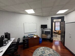 61 Russ St, Hartford, CT à louer Photo intérieure- Image 2 de 6