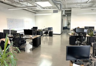 110 S Fairfax Ave, Los Angeles, CA for lease Interior Photo- Image 1 of 3