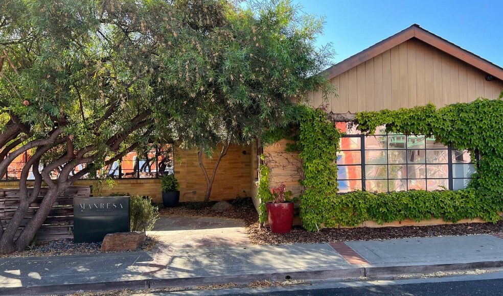 320 Village Ln, Los Gatos, CA à vendre - Photo du bâtiment - Image 1 de 12