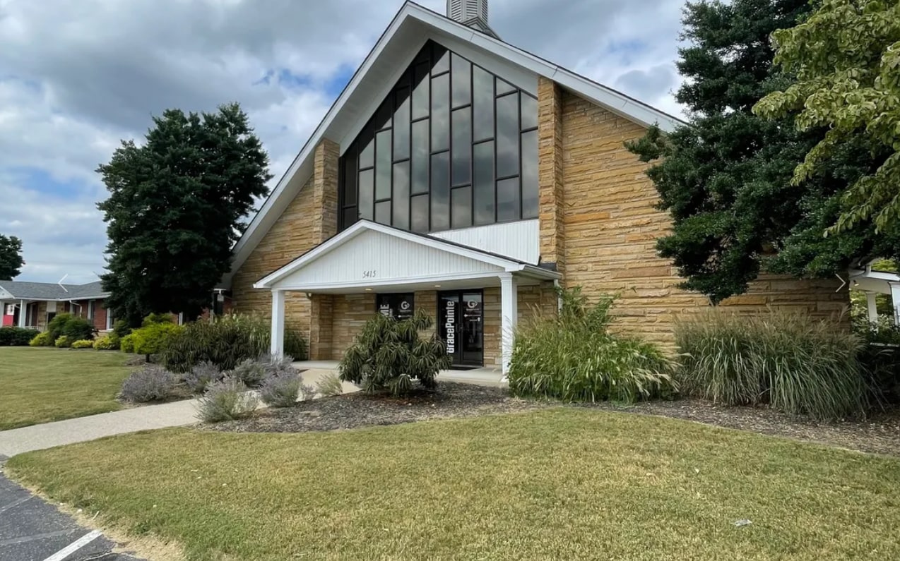 5415 Valley Station Rd, Louisville, KY for sale Building Photo- Image 1 of 28