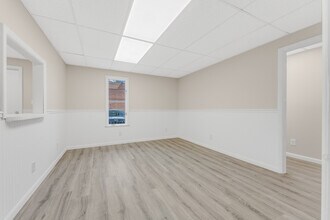 1189 Pineview Dr, Morgantown, WV for lease Interior Photo- Image 2 of 10