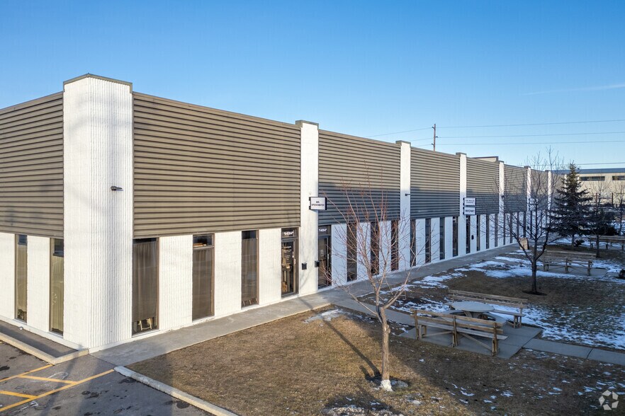 4539 6th St NE, Calgary, AB à vendre - Photo principale - Image 1 de 1