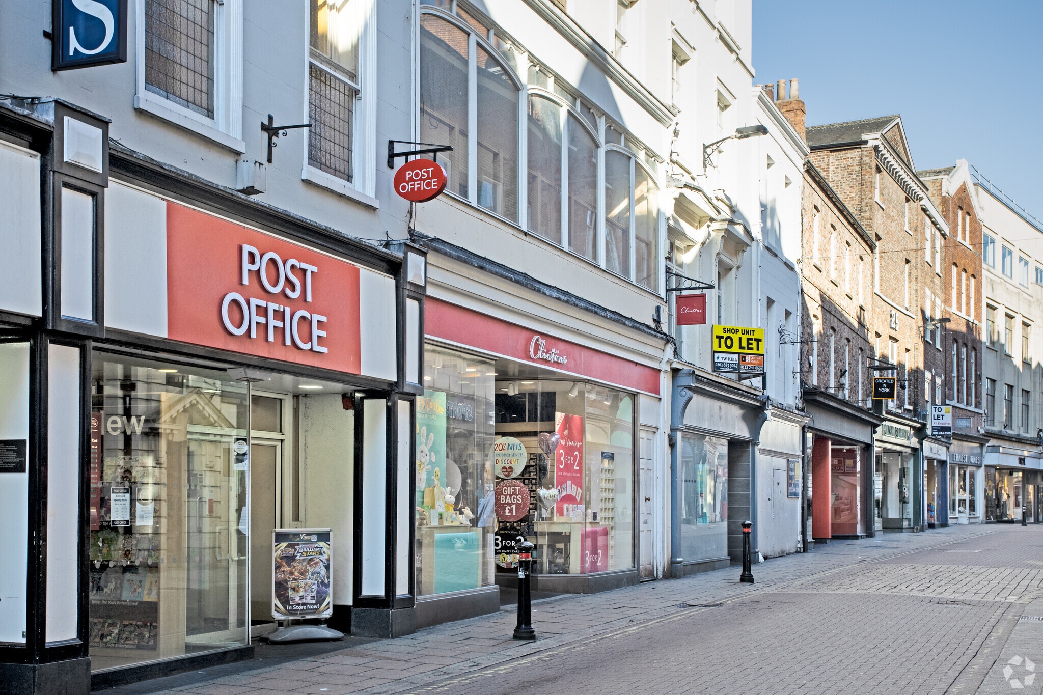 35-37 Coney St, York à louer Photo principale- Image 1 de 14