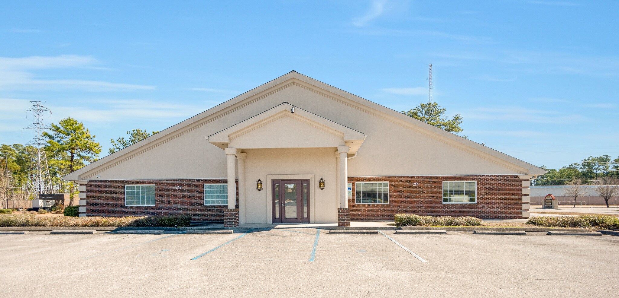 217-219 Station St, Jacksonville, NC à vendre Photo du bâtiment- Image 1 de 141