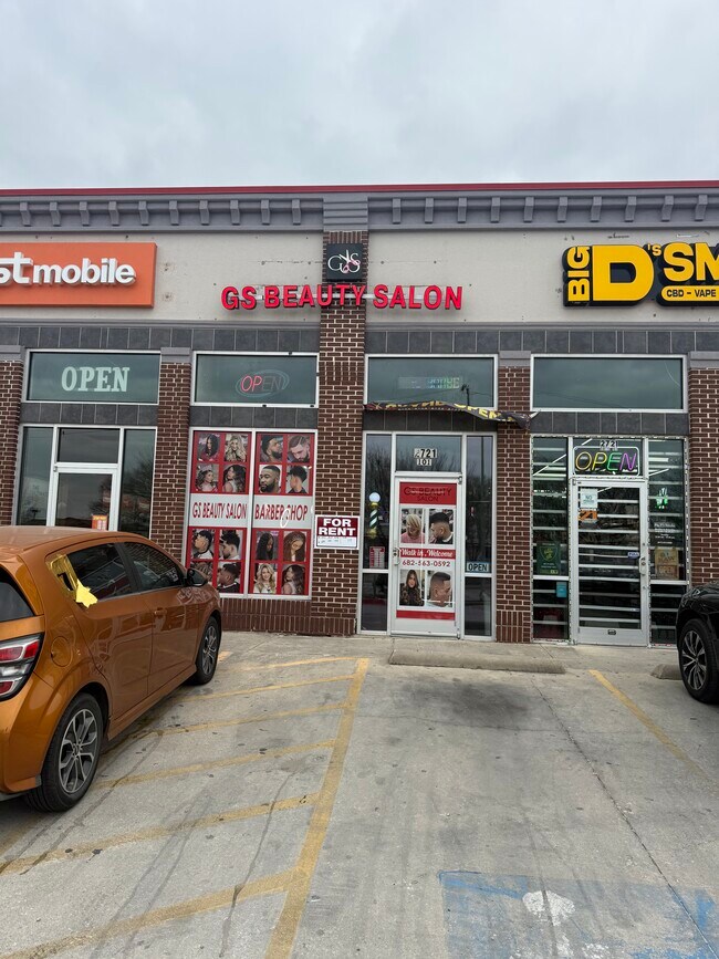 More details for 2717-2737 8th Ave, Fort Worth, TX - Retail for Lease