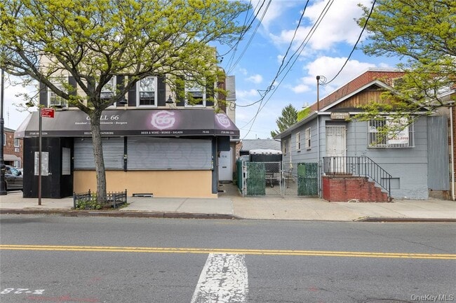 More details for 7503 88th St, Glendale, NY - Retail for Sale