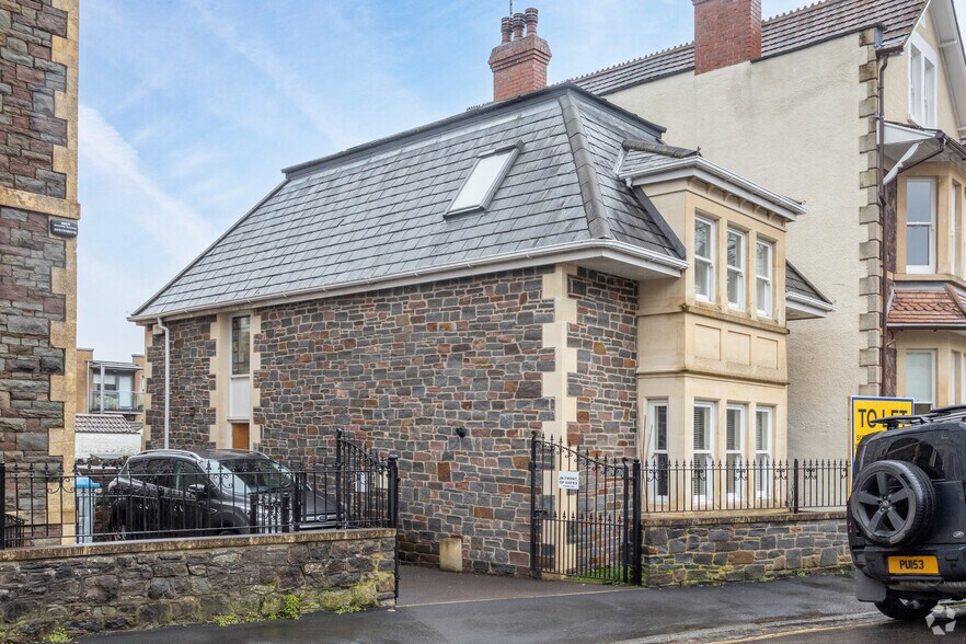 8 Durdham Park, Bristol for lease - Building Photo - Image 3 of 5