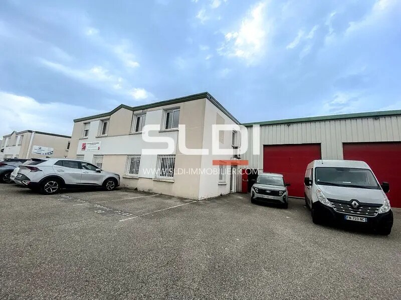 Avenue Des Frères Montgolfier, Chassieu for lease Building Photo- Image 1 of 9