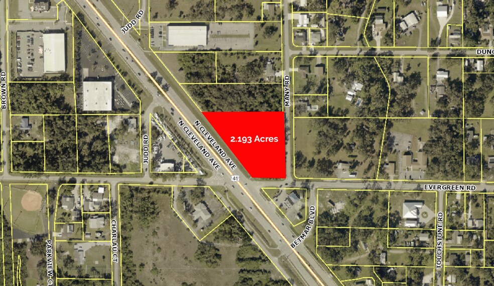 14500 Cleveland Ave, North Fort Myers, FL à vendre - Photo principale - Image 1 de 4