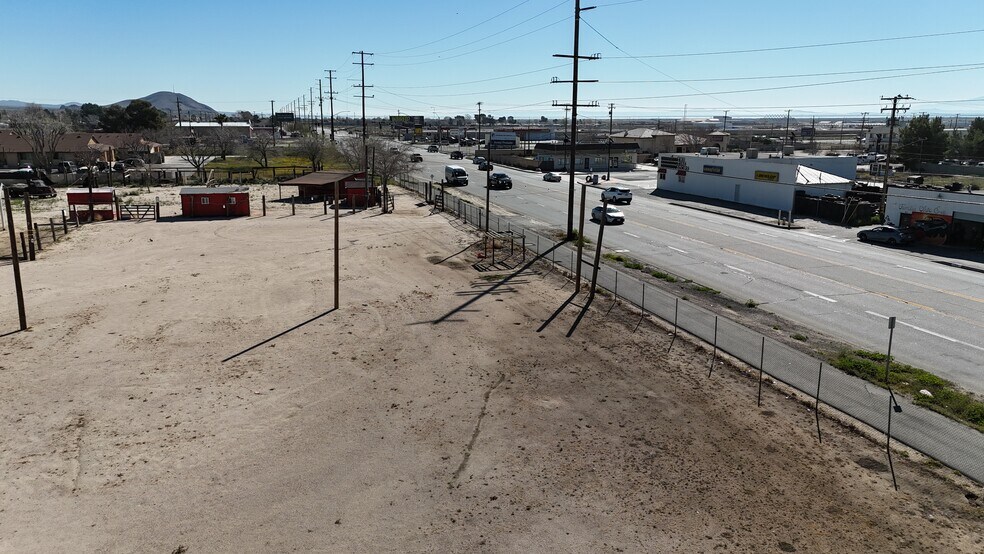 Rosamond blvd, Rosamond, CA à vendre - Photo du bâtiment - Image 3 de 9
