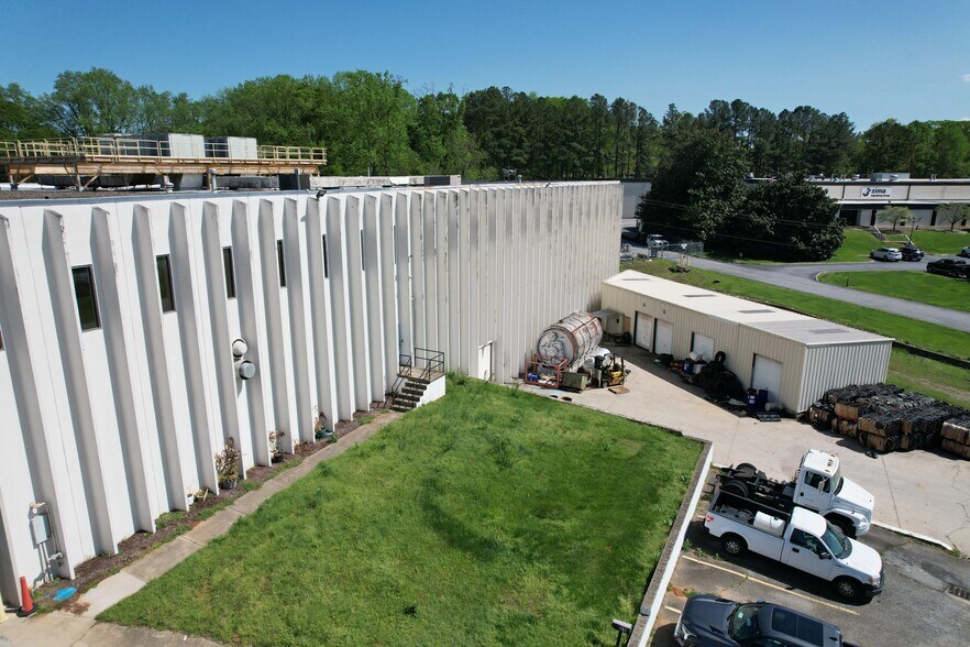 51 Zima Park Dr, Spartanburg, SC à vendre - Photo du bâtiment - Image 2 de 7